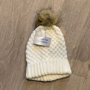 Textured Knit Ladies' Hat with Pom Pom - White